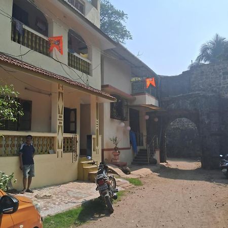 Savitri Cottage อลีบาก ภายนอก รูปภาพ